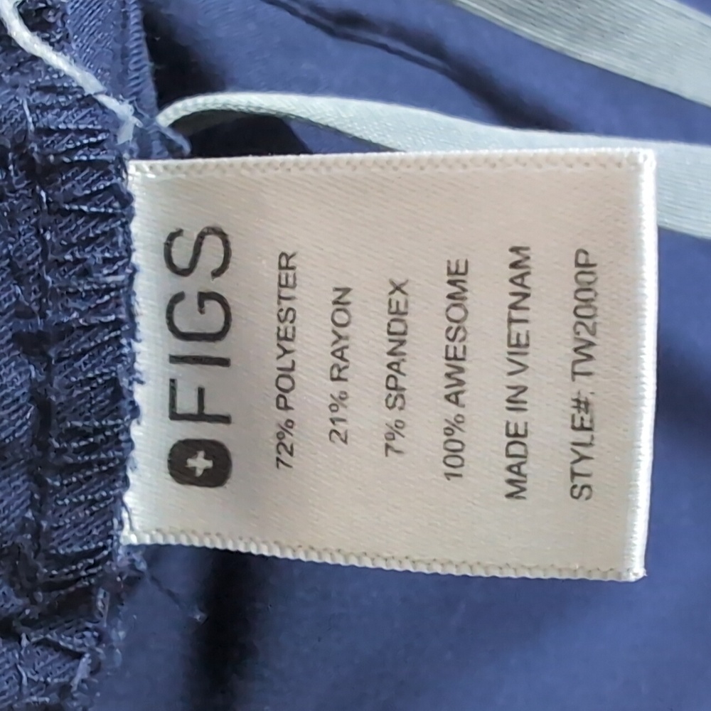 FIGS Women's Navy Yola Scrub Pants – High Waisted 11 Pockets Size Medium - Picture 6 of 8